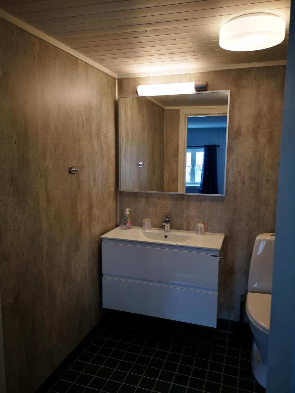 Henningsvaer Guesthouse Hotel Henningsvær