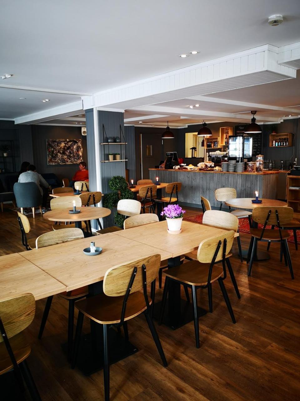 Henningsvaer Guesthouse 3*